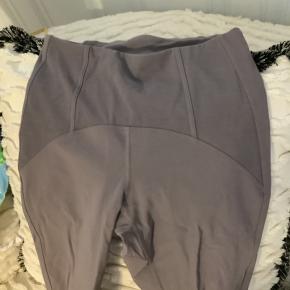 Lululemon leggings - Picture 6 of 7